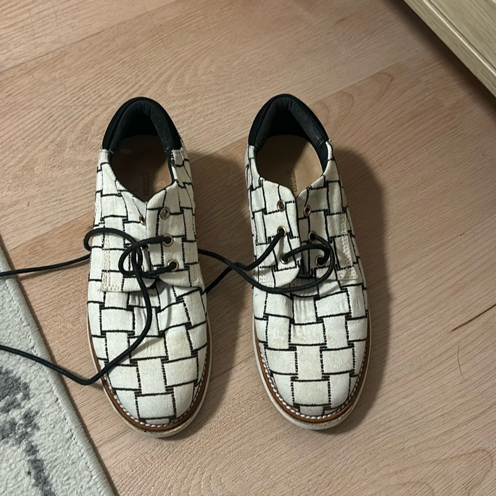 Size 7 Gram sneakers